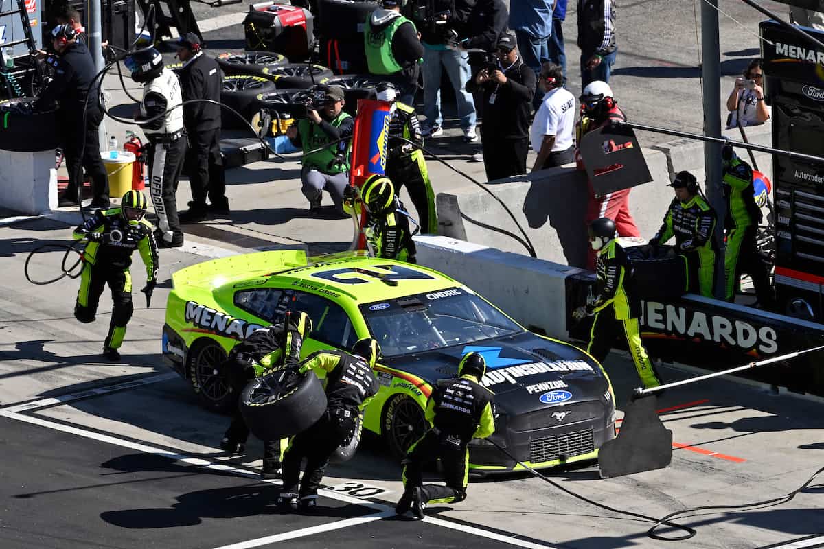 10 Essential Tools of NASCAR Pit Crew Members