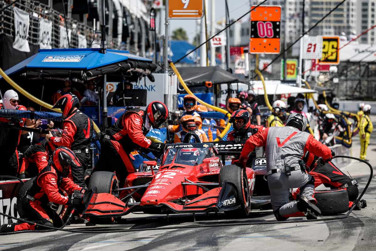 How many gallons of fuel does an IndyCar hold