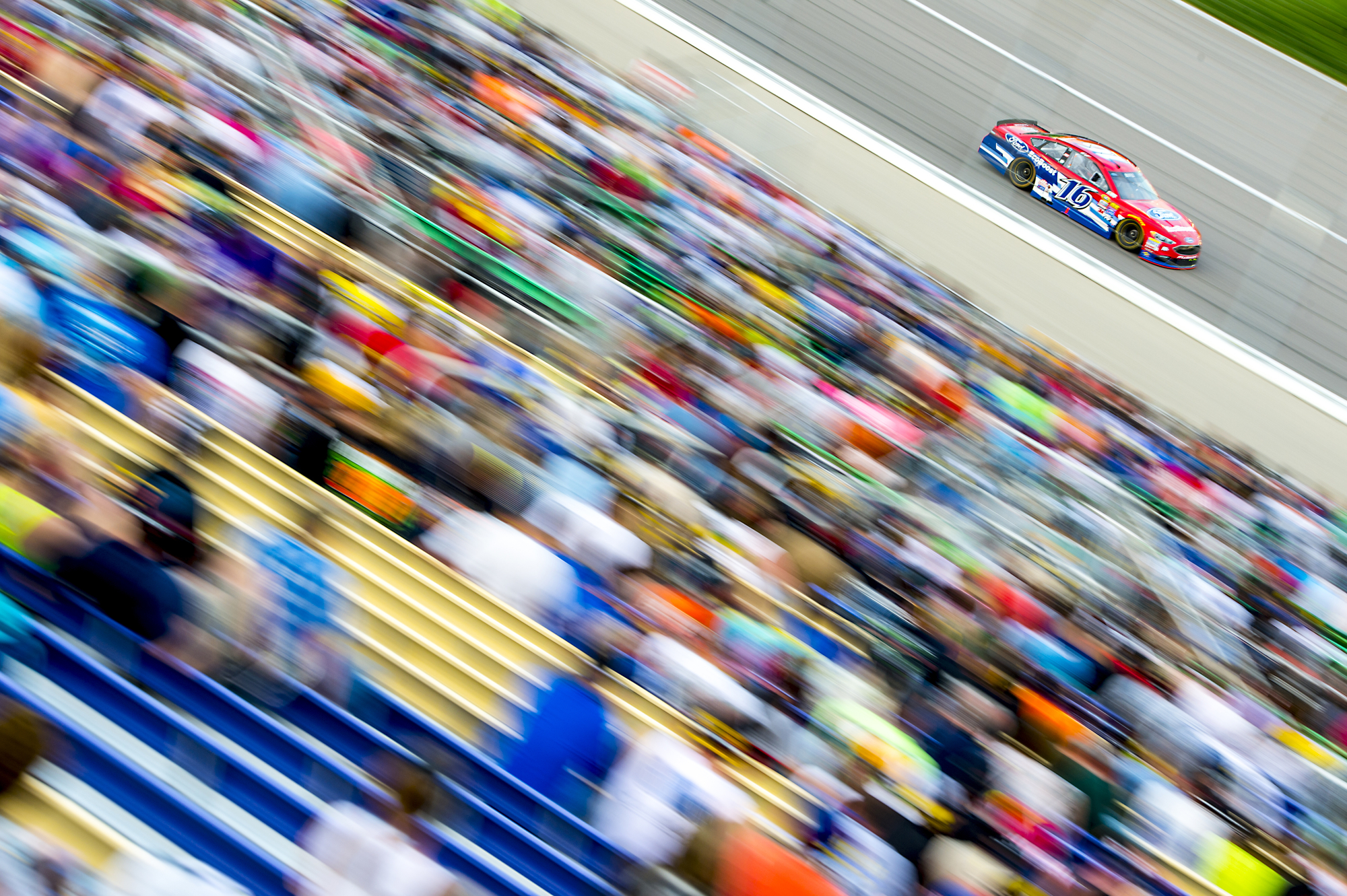 How Many G’s Do NASCAR Drivers Pull During High-Speed Races