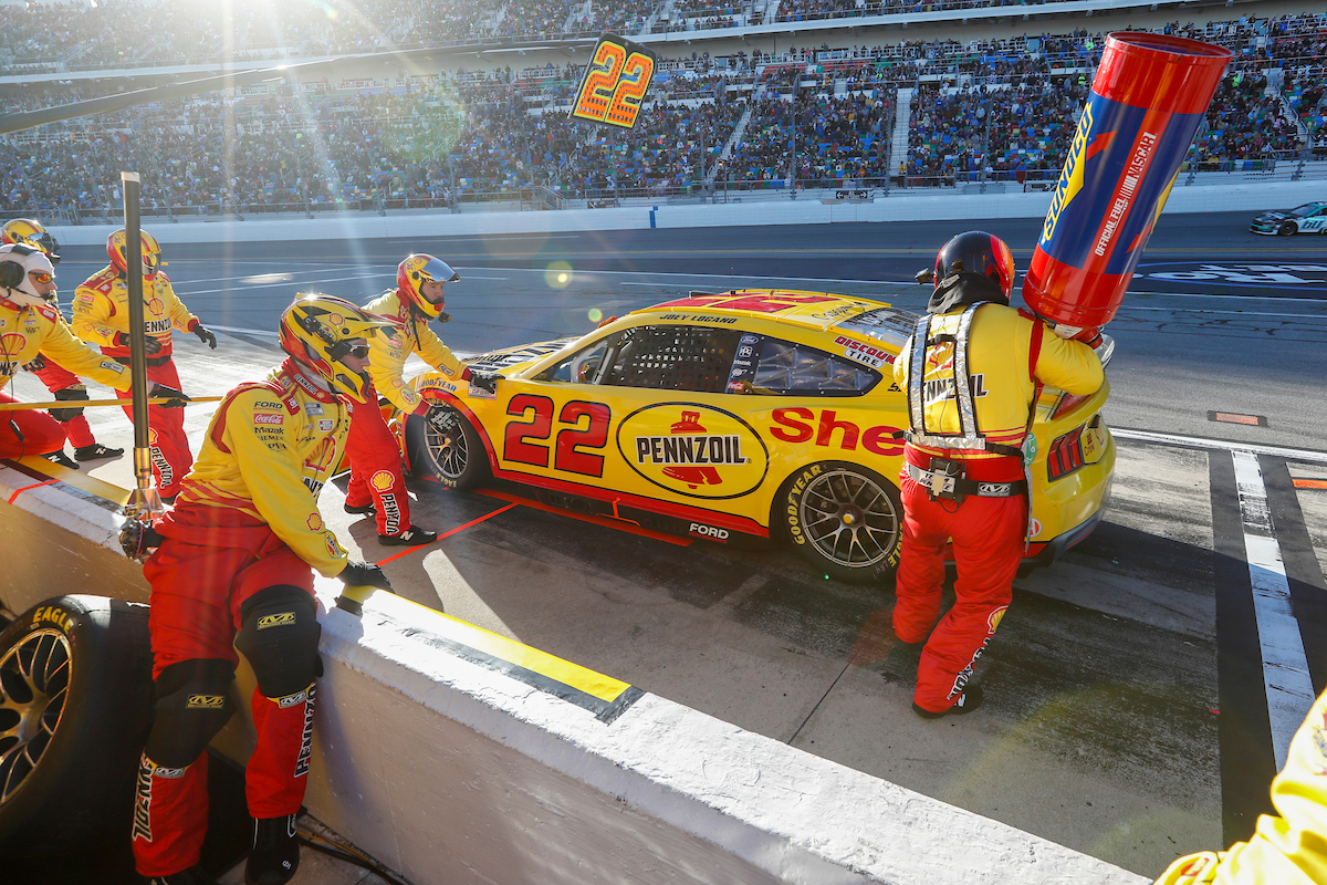 How long does it take to refuel a NASCAR?