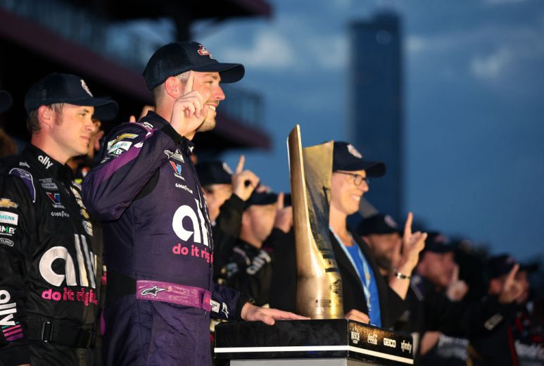 Alex Bowman Ends 80-Race Winless Streak with Victory at Chicago Street Race