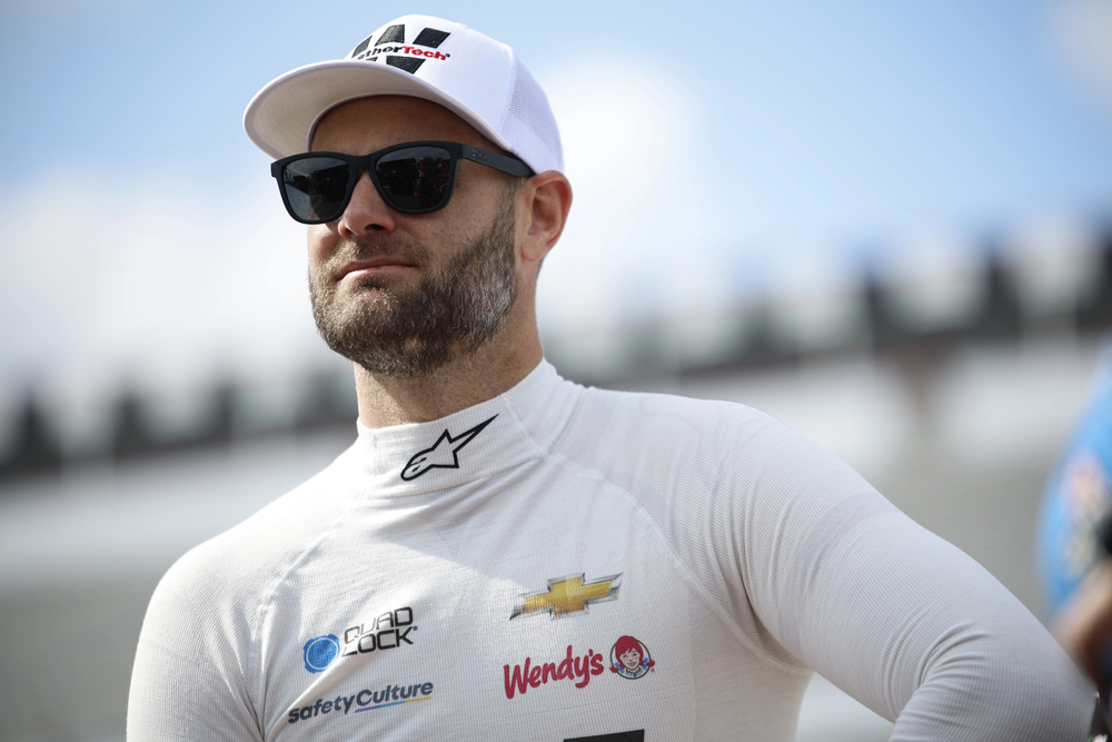 Shane van Gisbergen takes to the track to practice for the Explore The Pocono Mountains 225 in Long Pond, PA, USA — Photo by actionsports