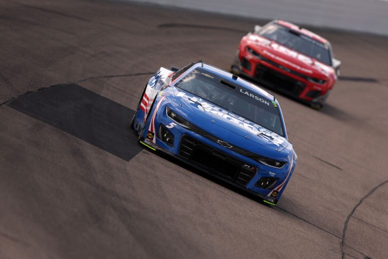 Kyle Larson Melts Down After Rough Day at Iowa Speedway